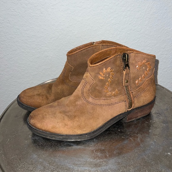 OTBT Women's Trek Booties. Size 9.5 - Picture 1 of 7